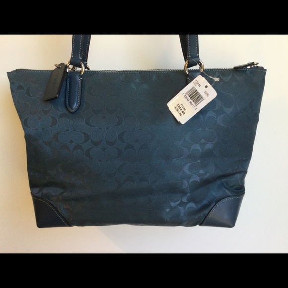 NWT Coach Signature Nylon City Zip Tote - Picture 3 of 5